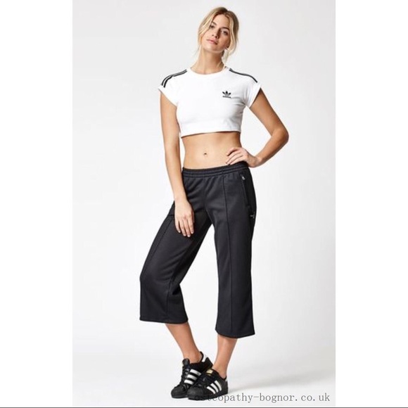 adidas sailor pants 7/8 adidas sailor pants 7/8